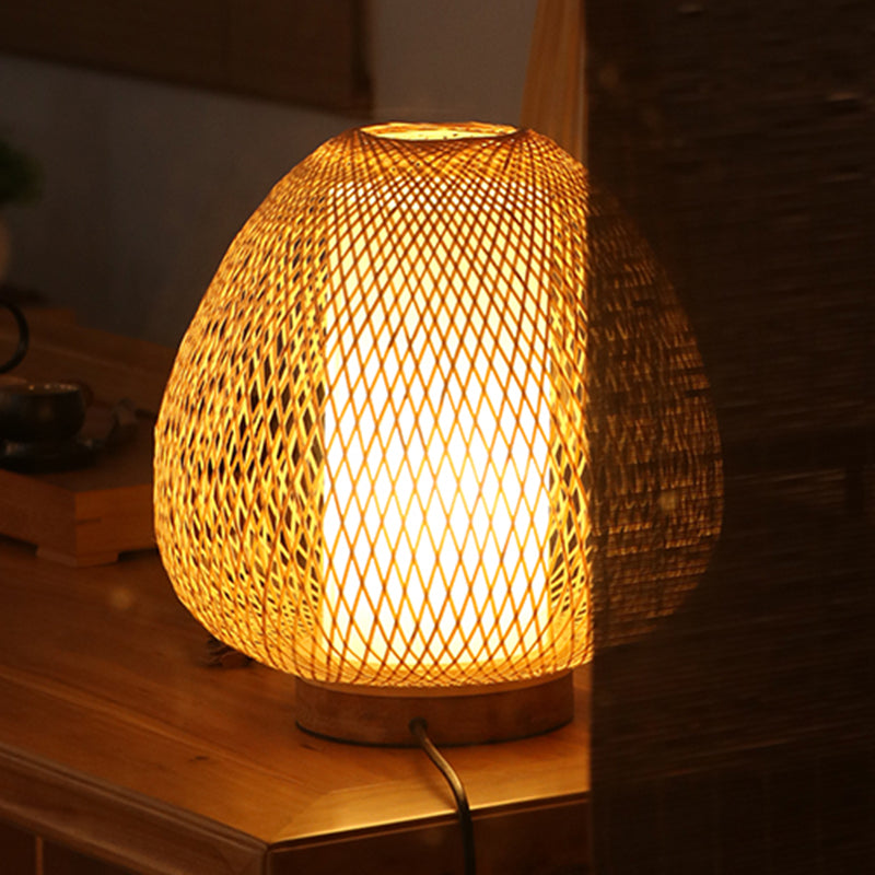 1 Head Bedroom Task Light Asian Wood Small Desk Lamp with Handcrafted Bamboo Shade