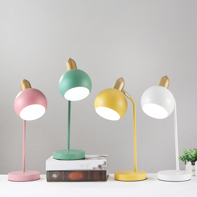 Lampade da comodino dal design in stile amaretto Luci da comodino a cupola a 1 luce con paralume in metallo