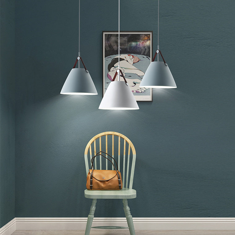 Lampada a sospensione singola creativa moderna troncata cono a sospensione macaron con tonalità in ferro battuto