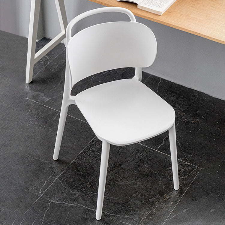Chaise de salle à manger en plastique moderne, chaise sans bras latérale à dossier ouvert pour la cuisine