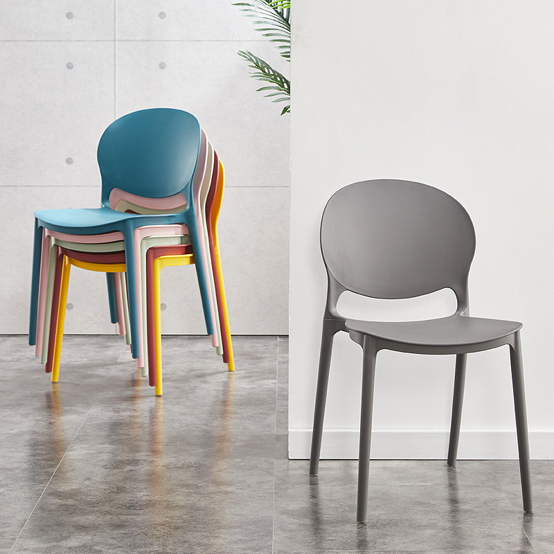 Chaise de salle à manger en plastique contemporain Open Dining Dining Side Ammless Chaise pour cuisine