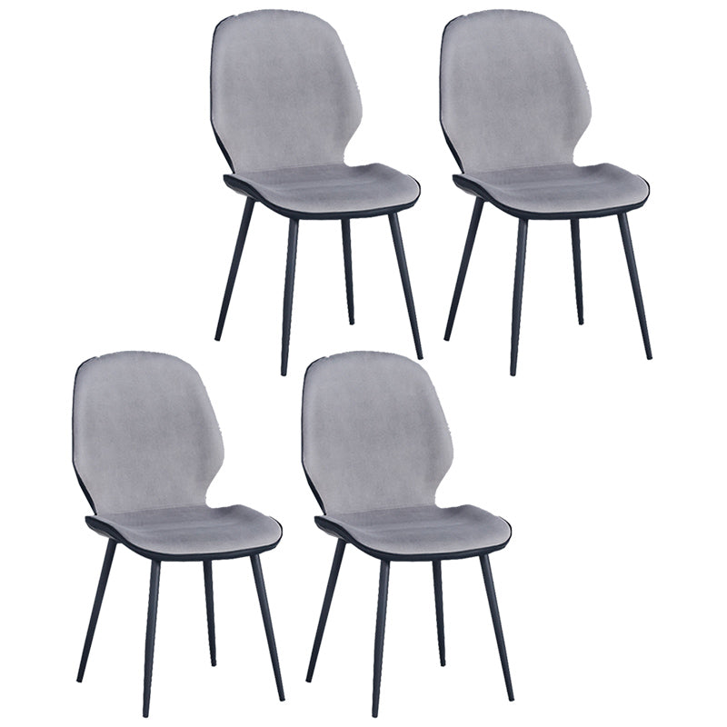 Chaise d'appoint scandinave pour la maison, chaise de salle à manger rembourrée en métal à dossier solide