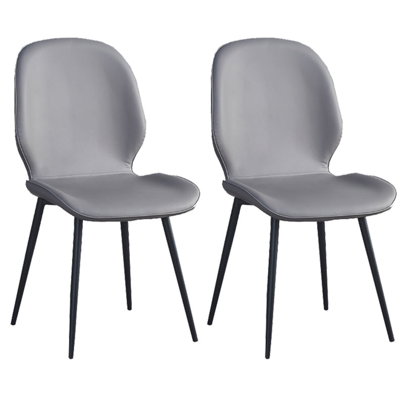 Chaise d'appoint scandinave pour la maison, chaise de salle à manger rembourrée en métal à dossier solide