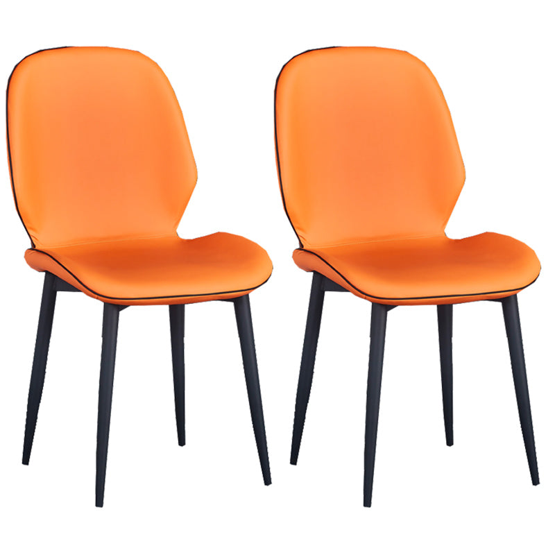 Chaise d'appoint scandinave pour la maison, chaise de salle à manger rembourrée en métal à dossier solide