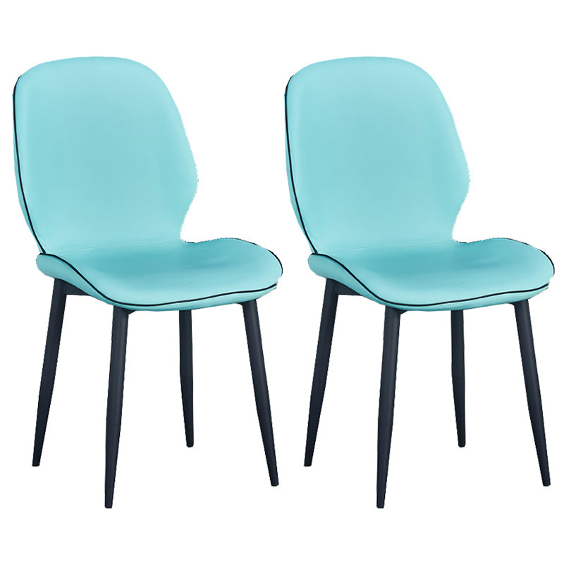 Chaise d'appoint scandinave pour la maison, chaise de salle à manger rembourrée en métal à dossier solide
