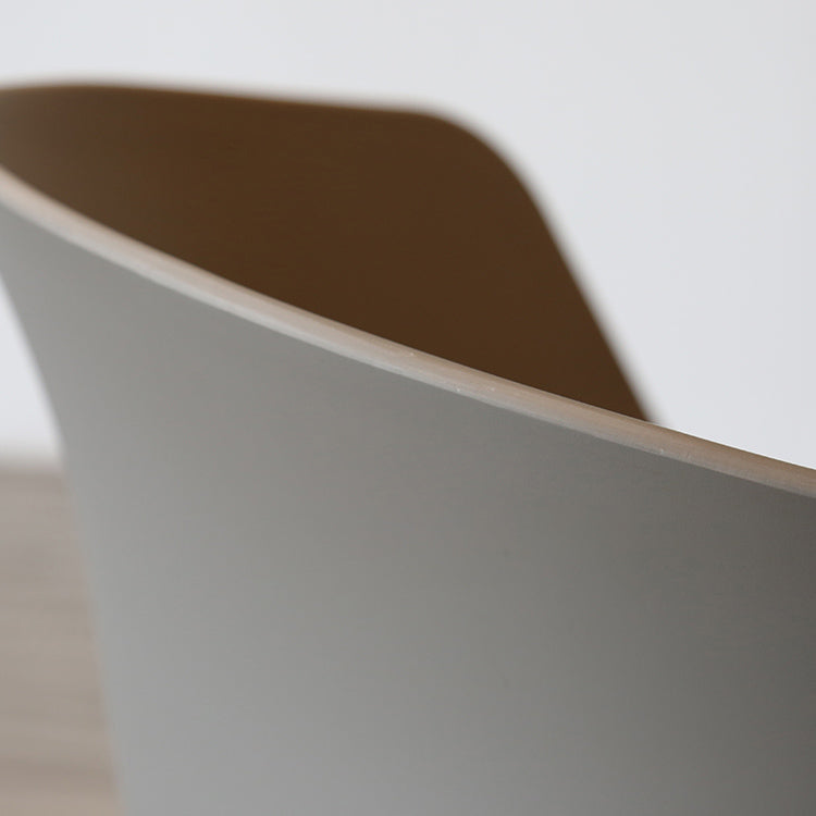 Zeitgenössischer Stil Plastik Esszimmerstuhl Küchenarm Stuhl mit Holzbeinen