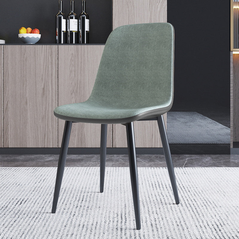 Home Scandinavian Side Chair Solid Back Metal Dining Room Chair with Black Legs