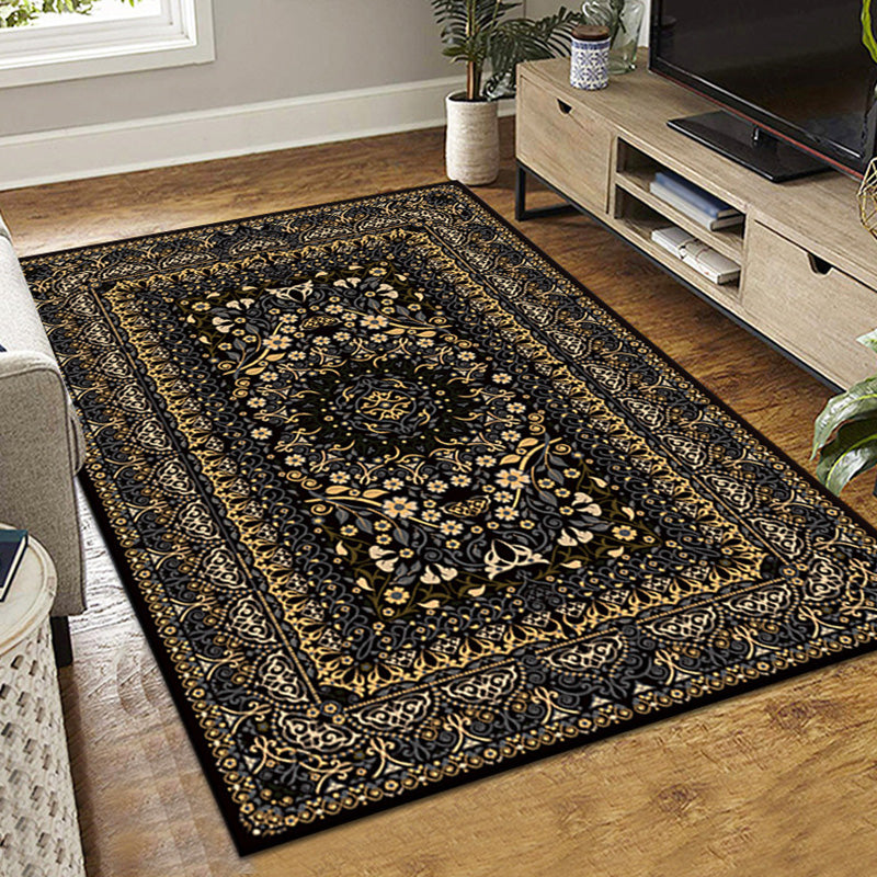 Red Olden Area Rug Graphic Indoor Rug Non-Slip Backing Rug for Living Room