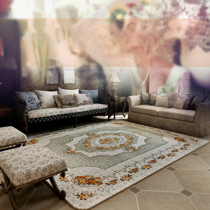 Light Yellow Modern Carpet Polyester Graphic Carpet Washable Carpet for Living Room