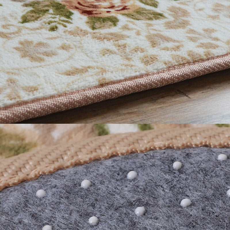 Light Yellow Modern Carpet Polyester Graphic Carpet Washable Carpet for Living Room