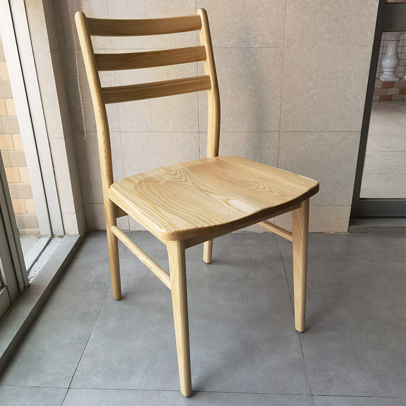 Chaise arrière contemporaine de 18 '' Wide Wood Dining Claid Back pour usage à domicile