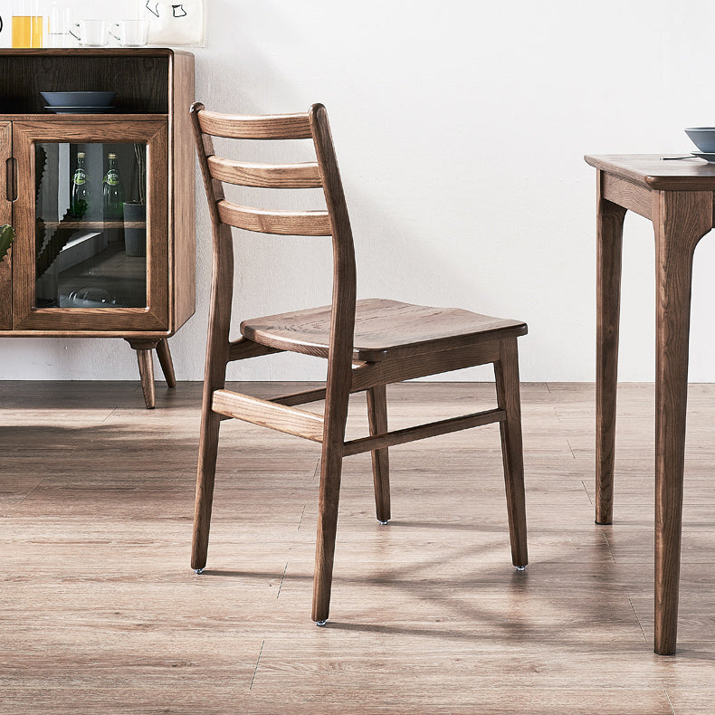Chaise arrière contemporaine de 18 '' Wide Wood Dining Claid Back pour usage à domicile