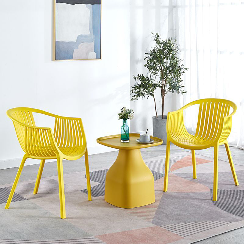 Home Zeitgenössischer Sessel mit Lamellenrücken, stapelbarer Esszimmerstuhl aus Kunststoff
