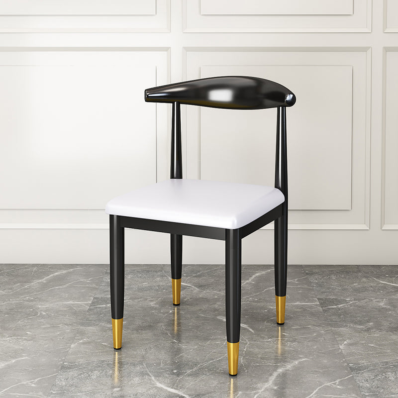 Silla lateral de comedor de estilo contemporáneo de metal con respaldo abierto interior que cena la silla lateral