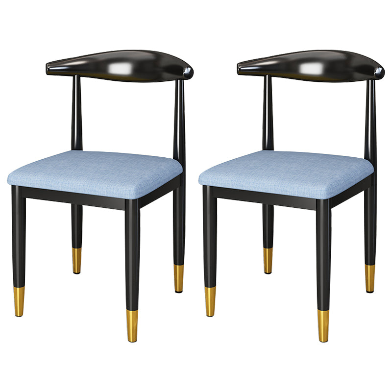 Silla lateral de comedor de estilo contemporáneo de metal con respaldo abierto interior que cena la silla lateral