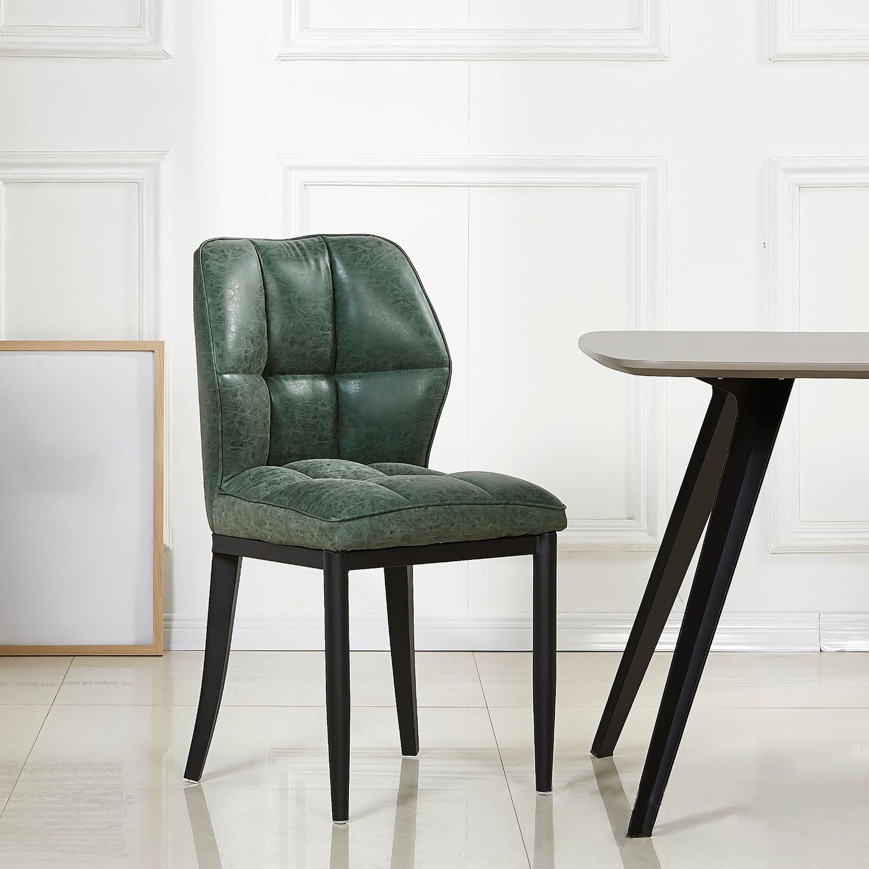 Sillas de comedor sin brazos de cuero, sillas laterales tapizadas modernas con patas de metal