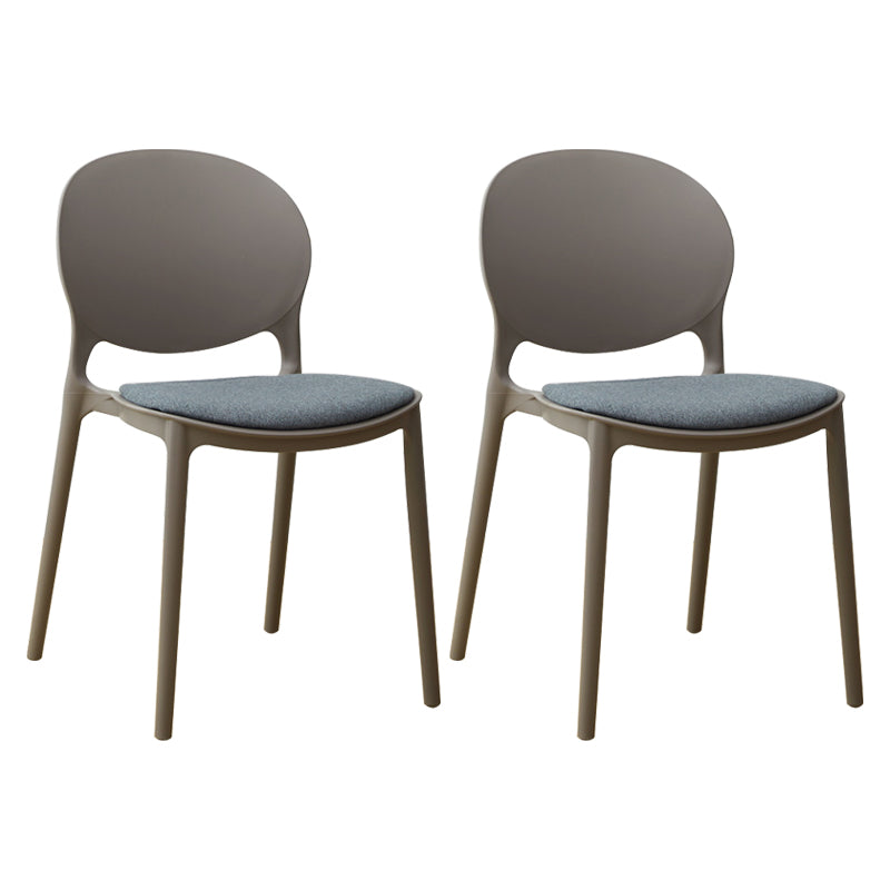 Chaise de salle à manger scandinave en plastique, chaise latérale à dossier ouvert avec 4 pieds pour usage domestique