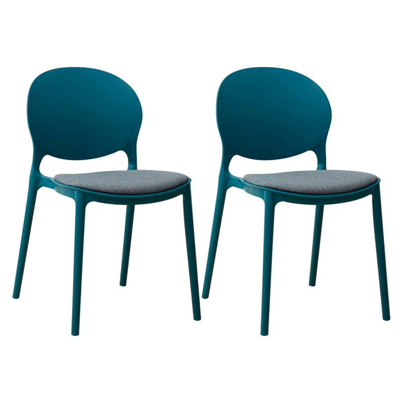 Chaise de salle à manger scandinave en plastique, chaise latérale à dossier ouvert avec 4 pieds pour usage domestique