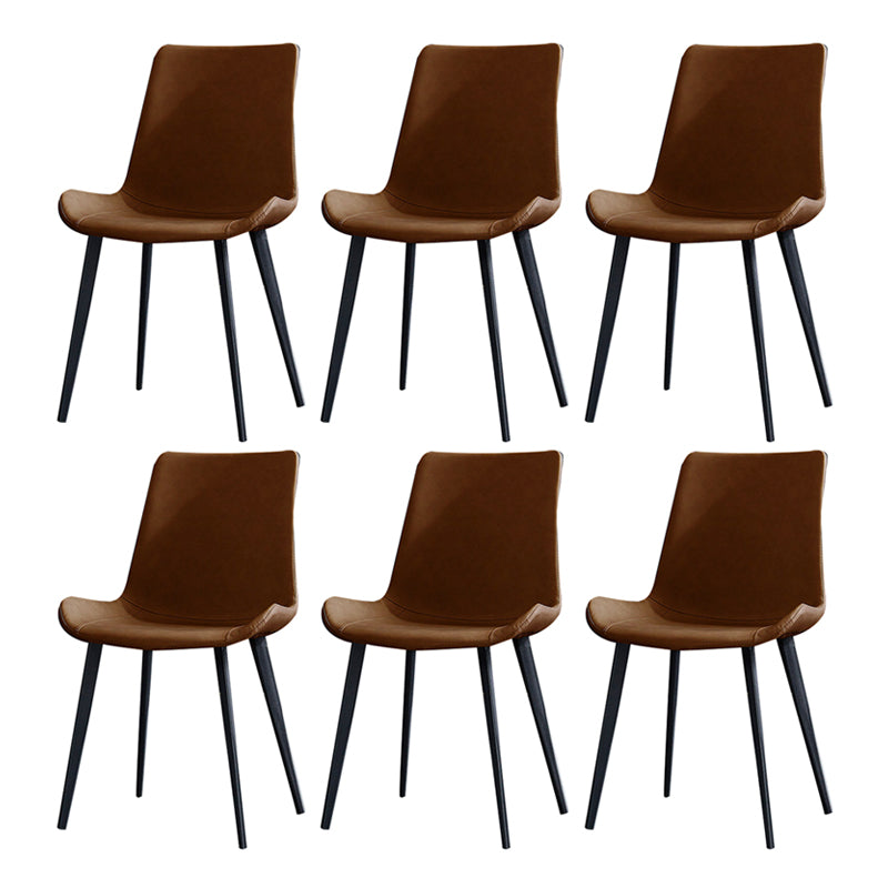 Silla de comedor industrial de metal con acabado metálico y respaldo sólido