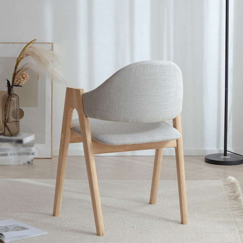 Silla de comedor abierta con acabado mate tapizada para tienda de té con leche escandinava