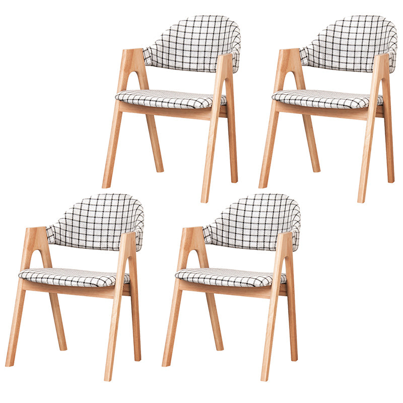 Silla de comedor abierta con acabado mate tapizada para tienda de té con leche escandinava