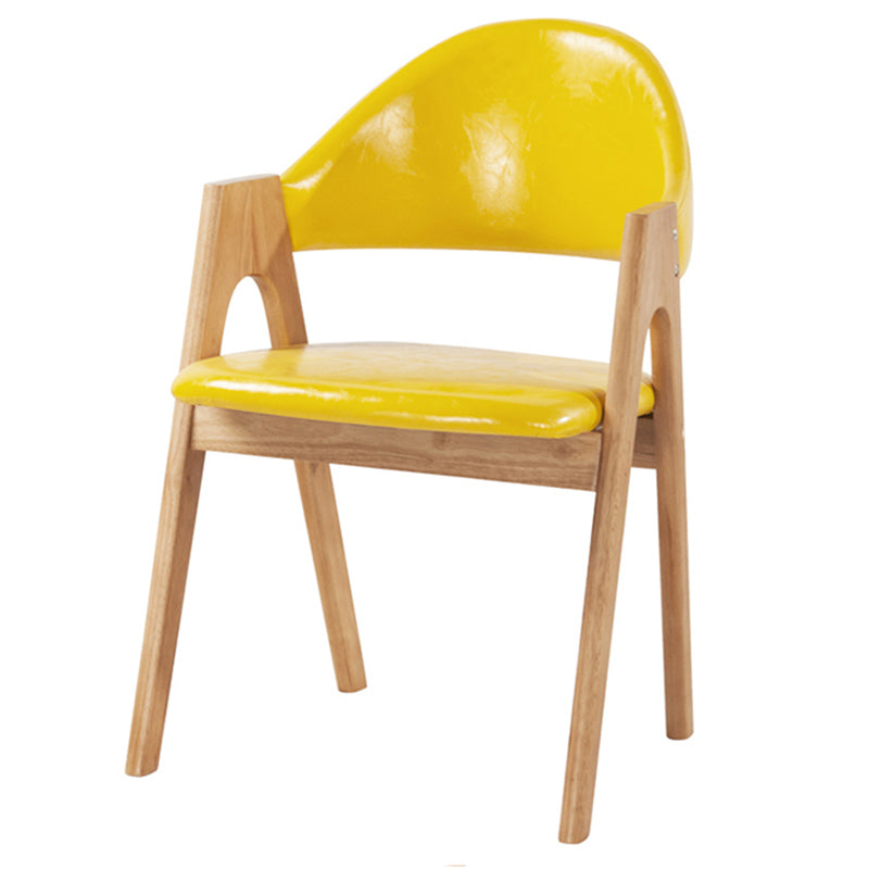 Silla de comedor abierta con acabado mate tapizada para tienda de té con leche escandinava