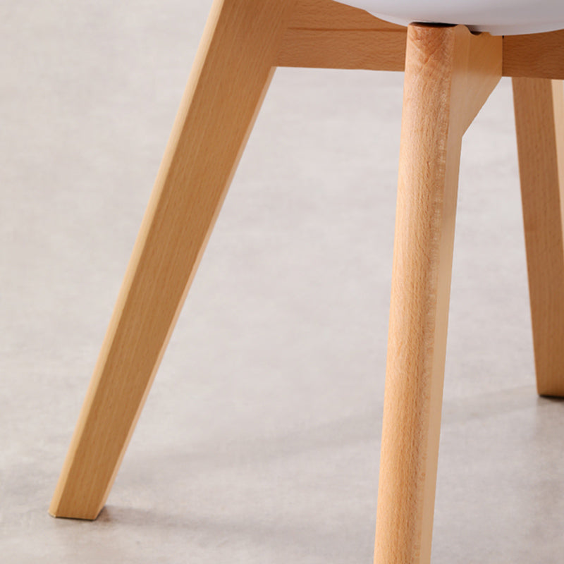 Upholstered Scandinavian Conference Room Side Chair Matte Finish Parsons Dining Chair