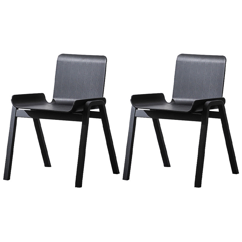 Sillón de comedor apilable escandinavo con respaldo macizo y patas de madera