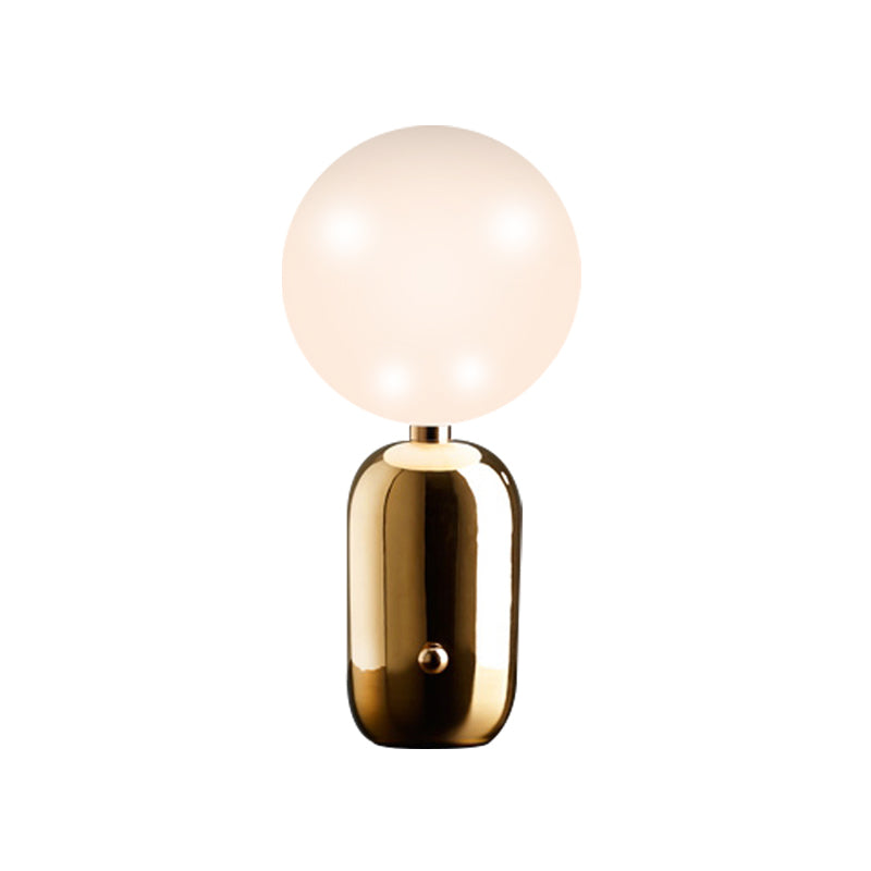 Iluminación de tareas esféricas Vidrio lechoso Modernista 1 Lámpara de escritorio pequeño de oro, 7 "/9.5" de ancho