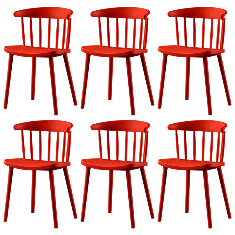 Silla lateral de plástico contemporánea sin brazos, silla lateral apilable con respaldo Windsor para uso doméstico