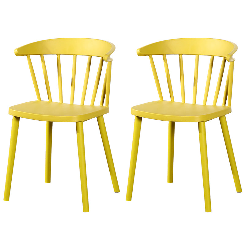 Silla lateral de plástico contemporánea sin brazos, silla lateral apilable con respaldo Windsor para uso doméstico