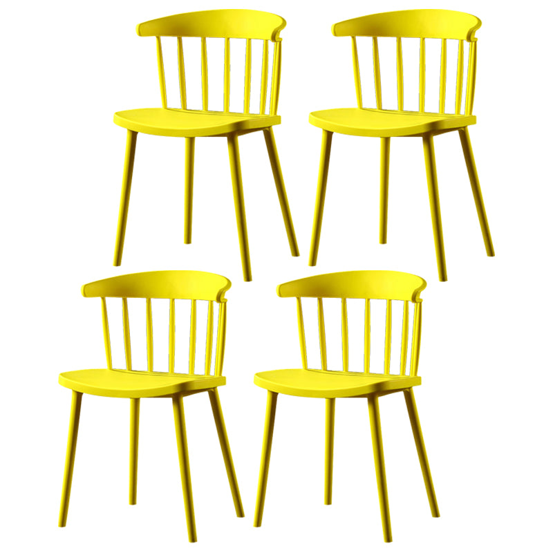 Silla lateral de plástico contemporánea sin brazos, silla lateral apilable con respaldo Windsor para uso doméstico