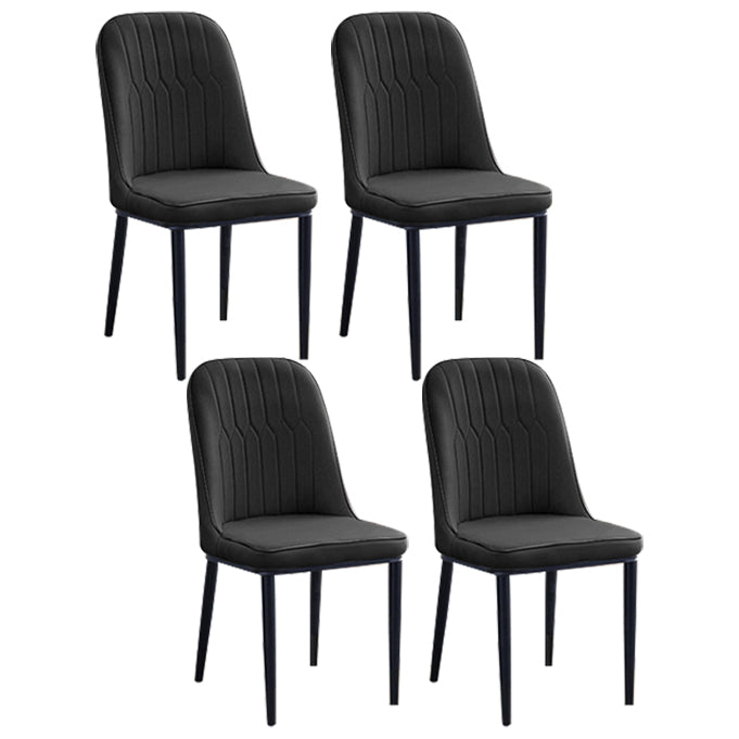 Chaise d'appoint contemporaine à la maison, chaise de salle à manger rembourrée en métal à dossier solide