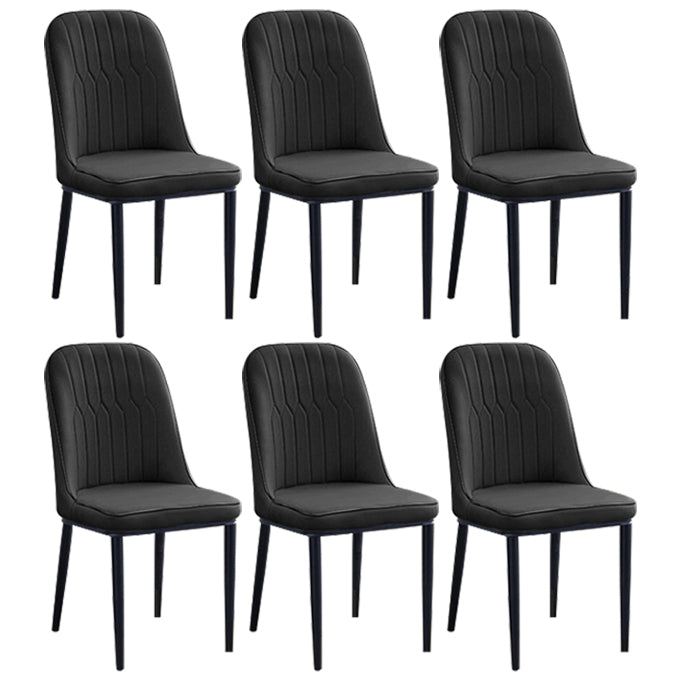 Chaise d'appoint contemporaine à la maison, chaise de salle à manger rembourrée en métal à dossier solide