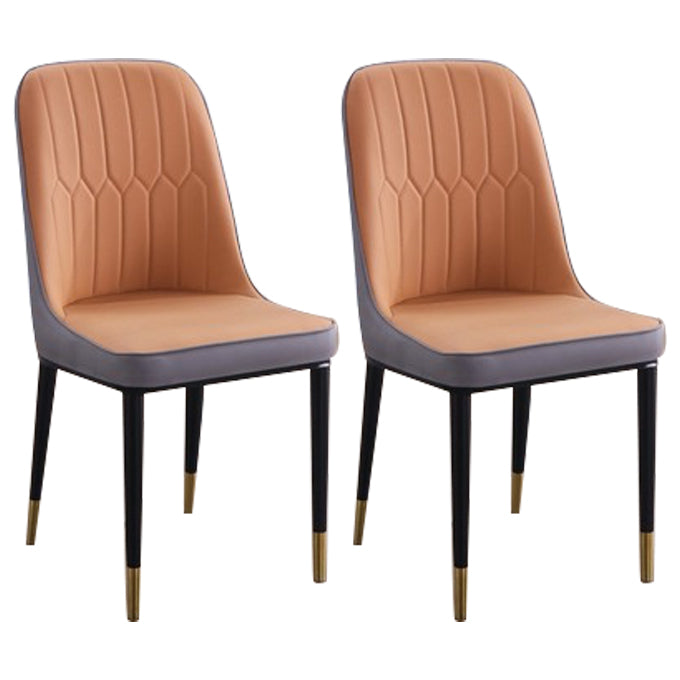 Chaise d'appoint contemporaine à la maison, chaise de salle à manger rembourrée en métal à dossier solide