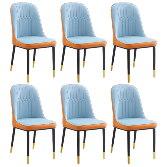 Chaise d'appoint contemporaine à la maison, chaise de salle à manger rembourrée en métal à dossier solide