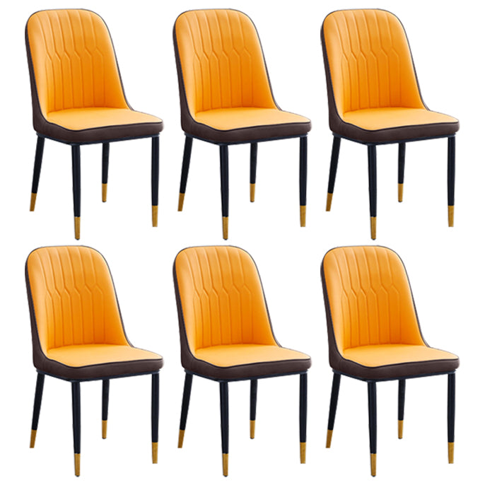 Chaise d'appoint contemporaine à la maison, chaise de salle à manger rembourrée en métal à dossier solide