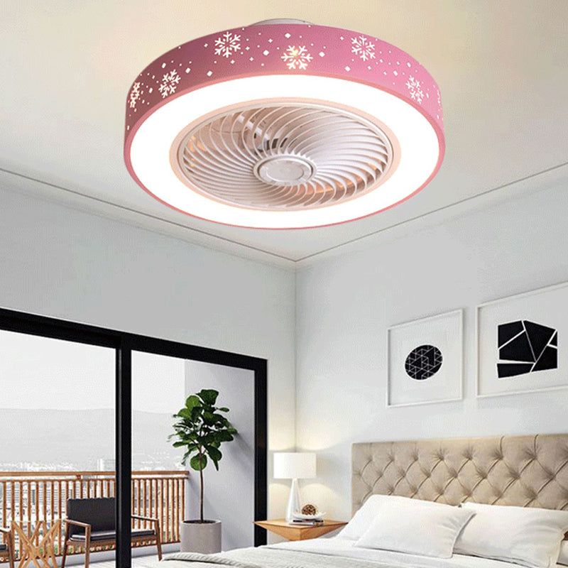 Nordic ausgehöhlte runde Lüfterlampe Metallic Schlafzimmer LED Semi Flush Deckenleuchte
