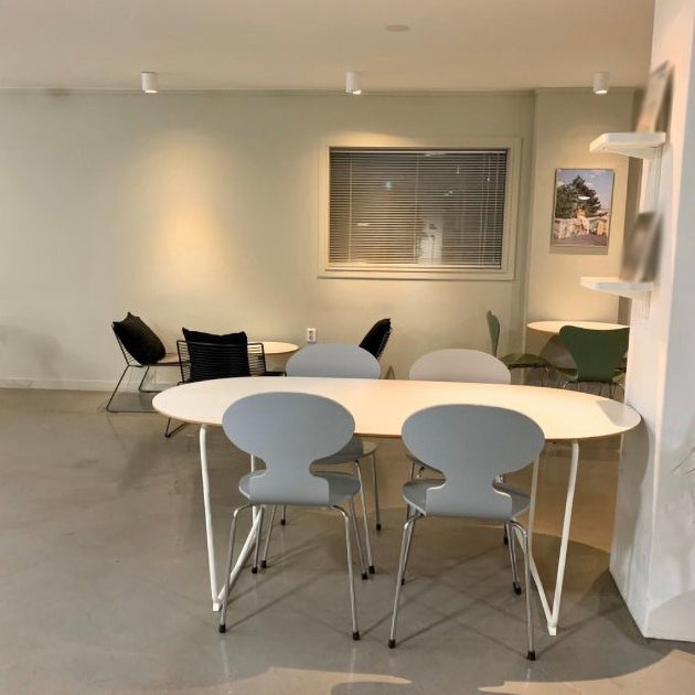 Chaises latérales de salle à manger en bois massif de Style moderne, chaise sans bras à dossier solide pour usage domestique