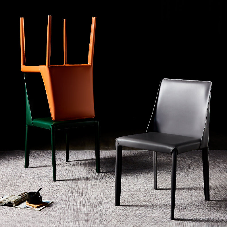 Chaise de maison en cuir de style design, finition mate, chaise d'appoint Parsons pour salle à manger