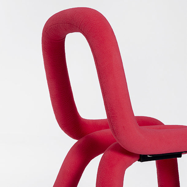 Silla lateral de salón de estilo diseñador de terciopelo, silla de comedor con respaldo abierto y acabado mate