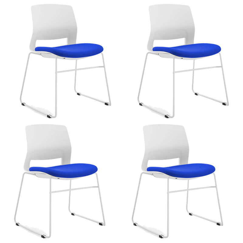 Tela de lino de estilo minimalista que cena la parte posterior abierta de la silla que cena la silla sin brazos