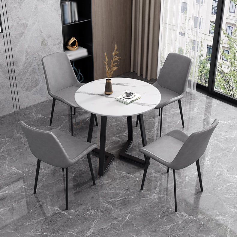 Chaise d'appoint de restaurant scandinave en cuir, chaise de salle à manger Parsons avec pieds en métal