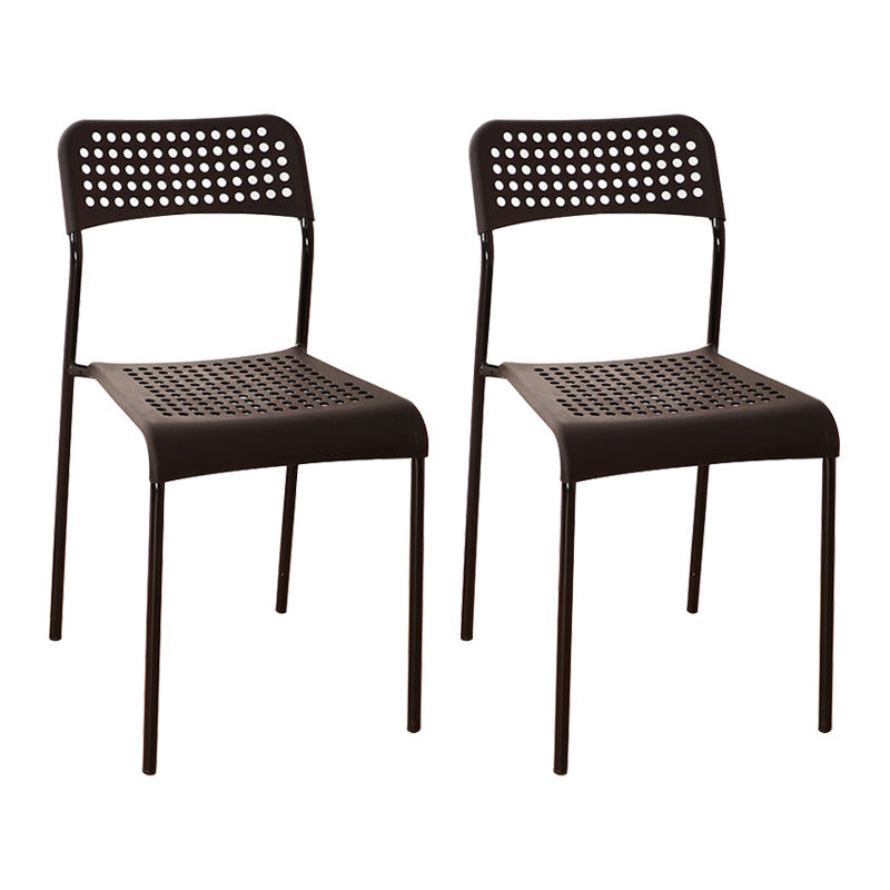El comedor contemporáneo del metal preside la parte posterior abierta plástica que cena la silla sin brazos lateral