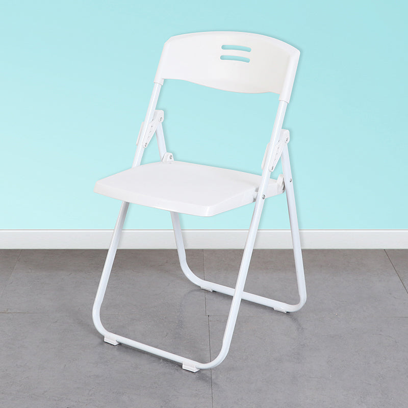 Parte posterior abierta sin brazos de la silla lateral casera plástica del metal contemporáneo que cena la silla lateral