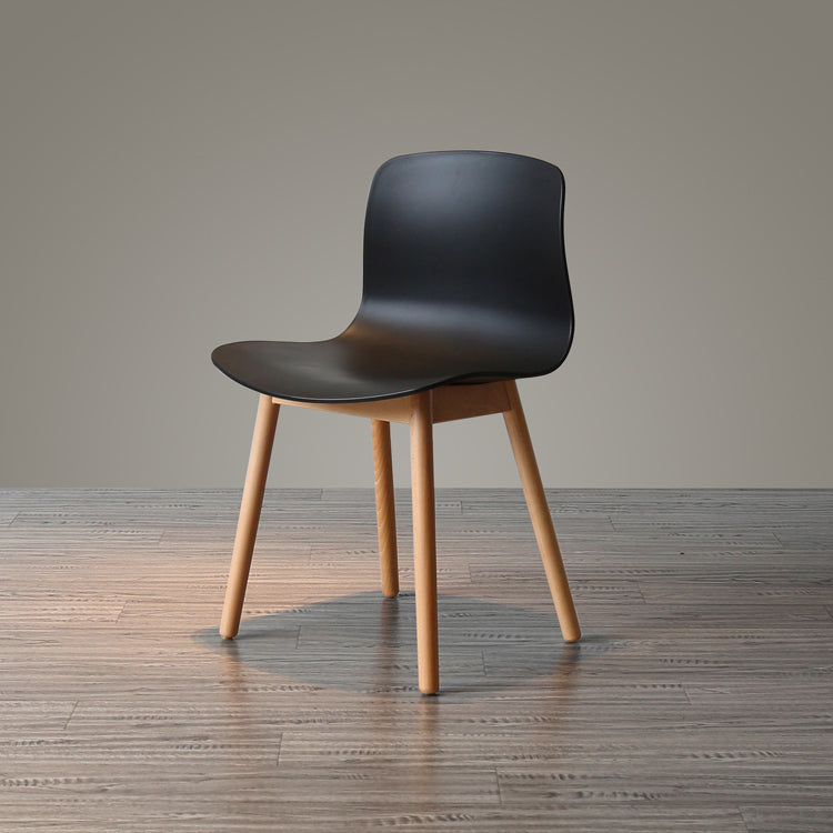 Chaises latérales arrière solides de salle à manger de cuisine de chaise en bois de hêtre de style moderne