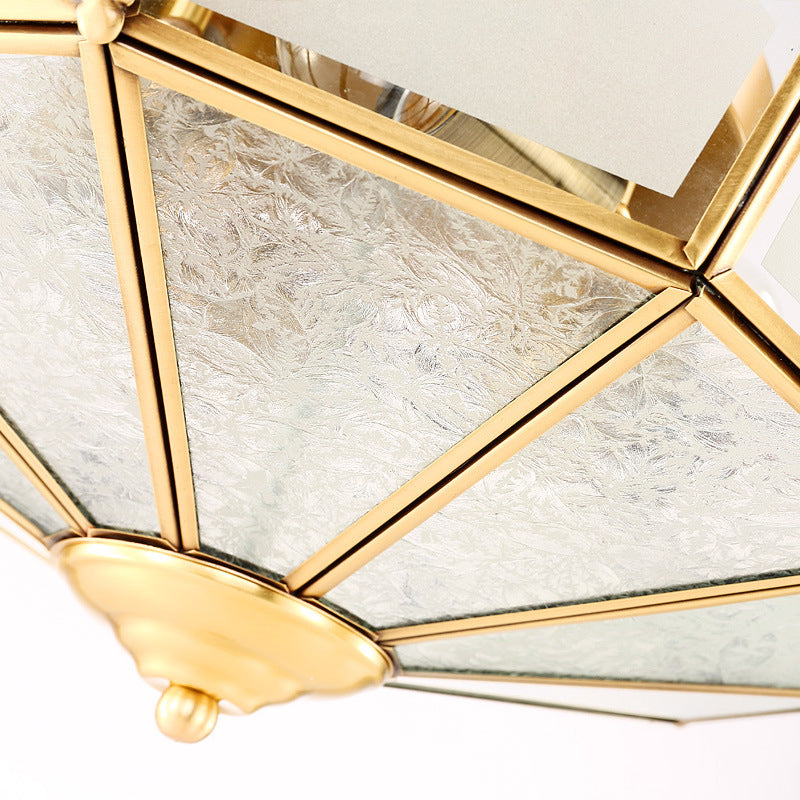 Plafonnier de luxe colonial en cuivre avec abat-jour en verre à motifs