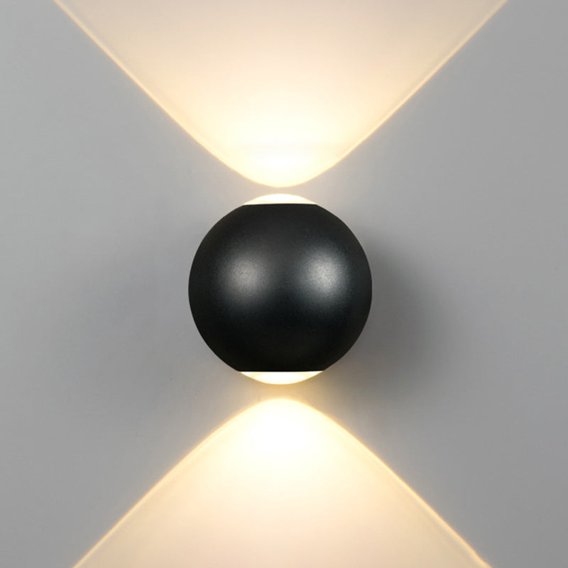 Modern Creative LED Waterproof Wall Lamp Aluminium Sphere Wall Sconce with Clear Glass Shade