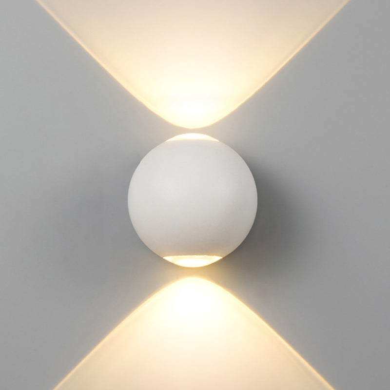 Modern Creative LED Waterproof Wall Lamp Aluminium Sphere Wall Sconce with Clear Glass Shade