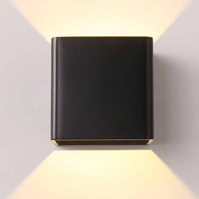 Moderne kreative LED -Wandlampenmeinung Schmiedeeisen geometrische Wandleuchten für Außenräume